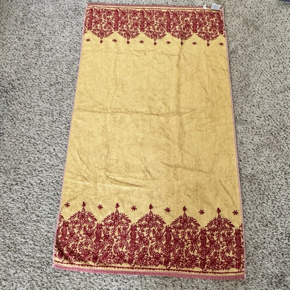 Southern Living 3pc Towel Set Red Gold Reversible Jacquard Made Portugal